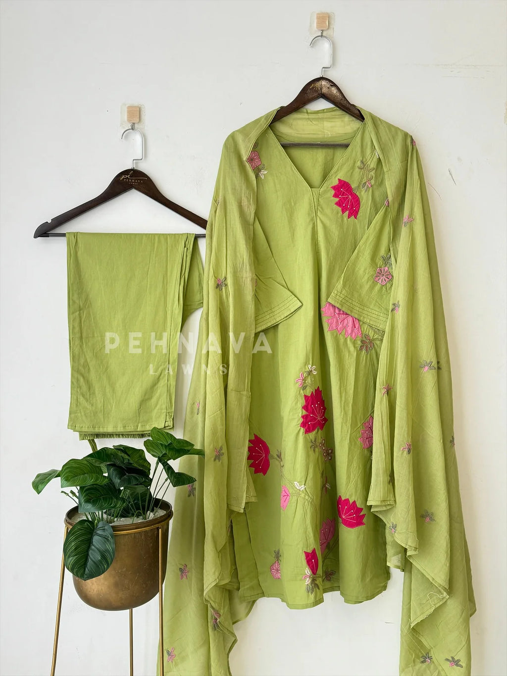 Aplique Detailed cotton Three-Piece Suit SN 3427 DJ3