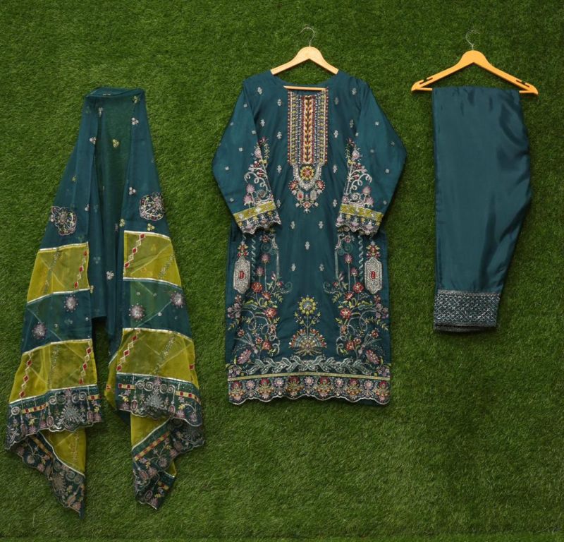 Mah E Rooh 5101 Organza Embroidery Salwar Kameez Collection