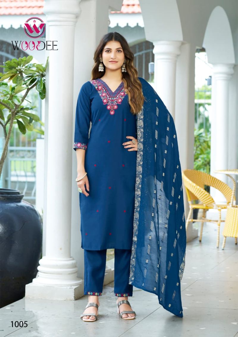 Woodee Mahima Viscose Gadhawal Thread Work Kurti Pant And Dupatta