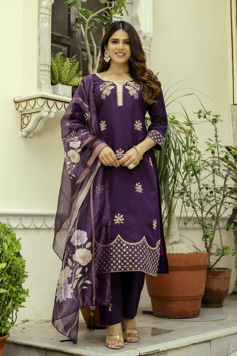 Hr 31 Viscose Chanderi Embroidered Work Kurti Pant And Dupatta