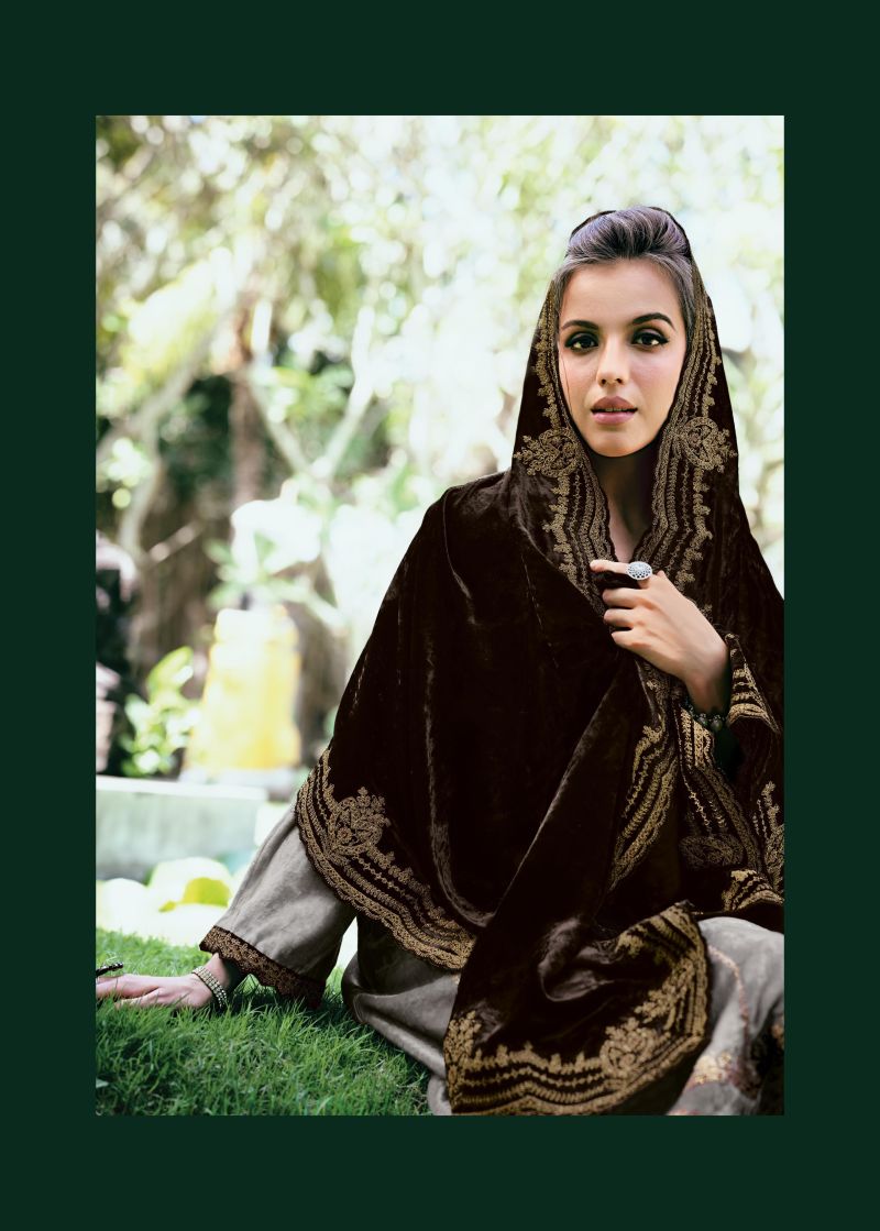 Gull Jee Gul Nasreen Viscose Velvet With Embroidery Salwar Kameez