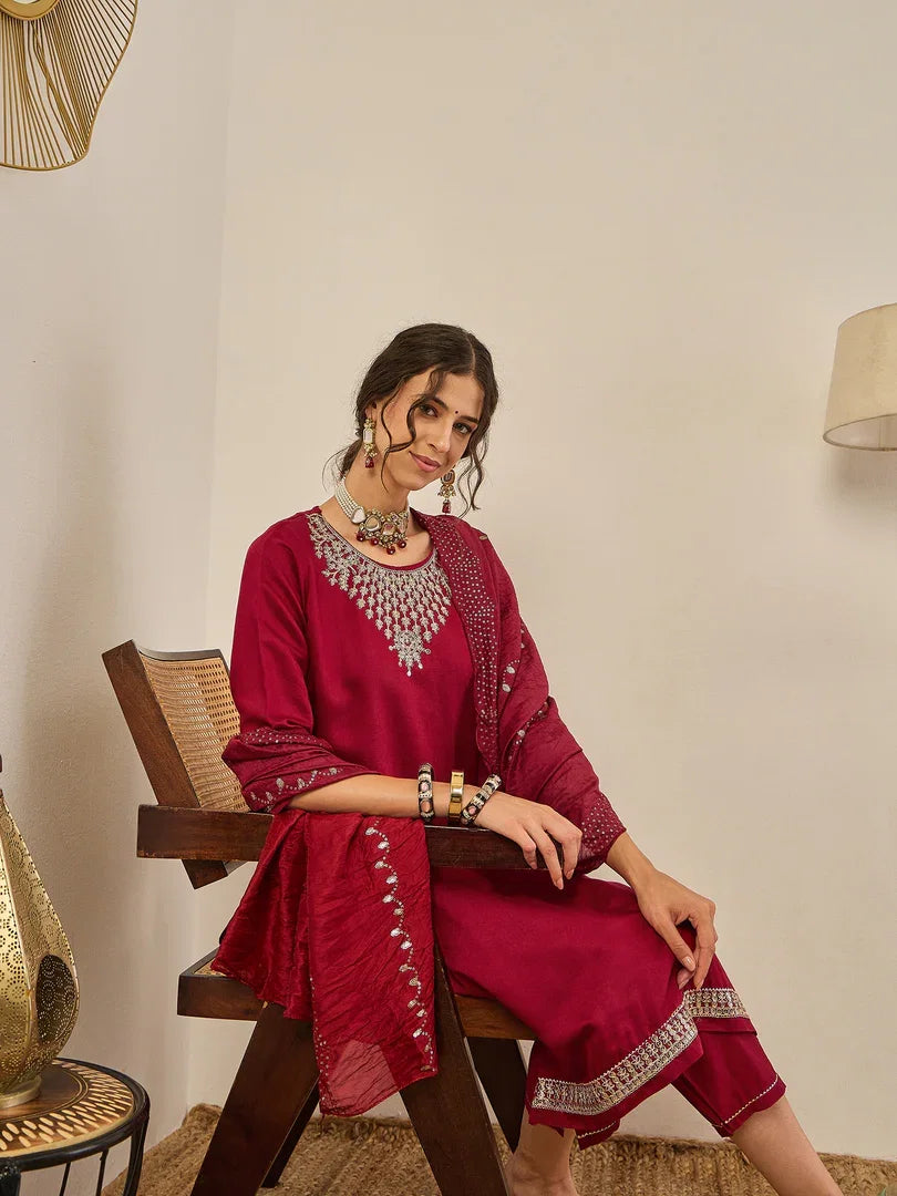 Vp 9559 Viscose Rayon Kurti Pant With Chanderi Silk Dupatta