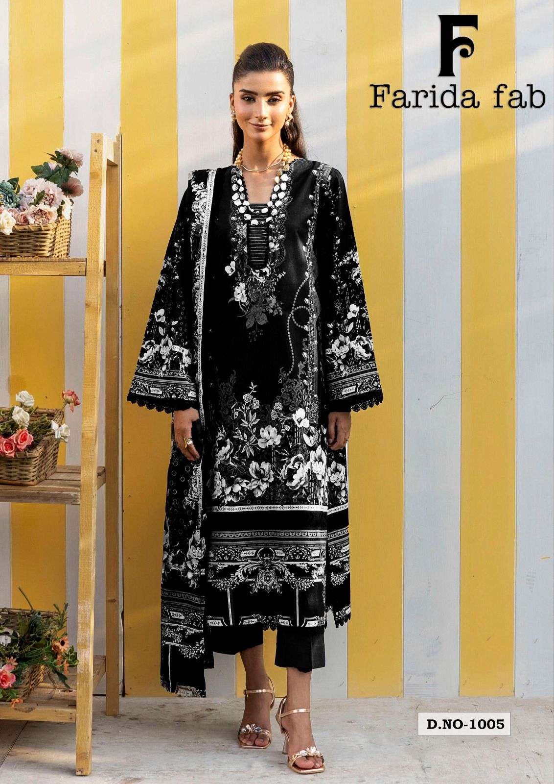 Farida Black And White Readymade Cotton Printed Kurti Pant With Dupatta