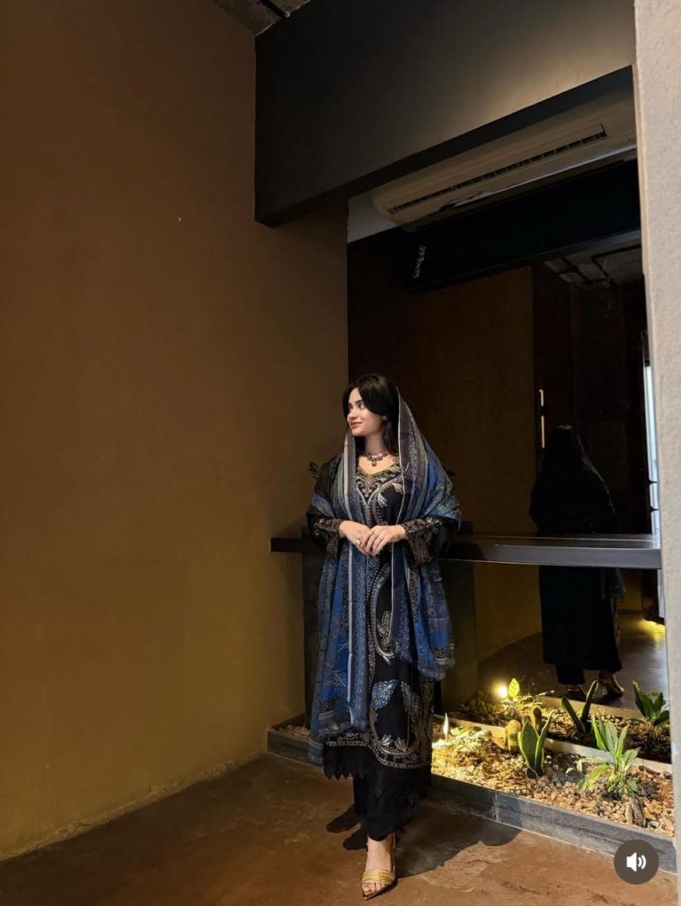 Mehboob Tex Ombre Lawn Collection