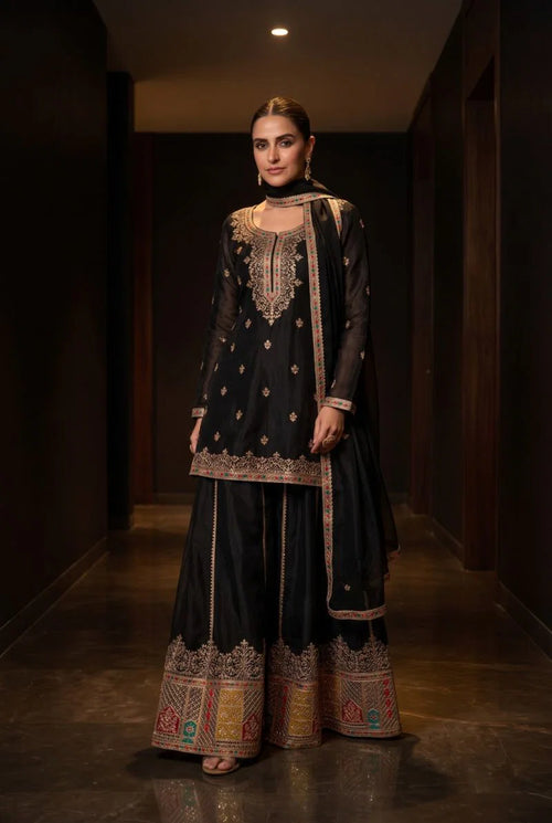 Aurraa Kathaa Chinon Embroidered Kurti With Bottom Dupatta