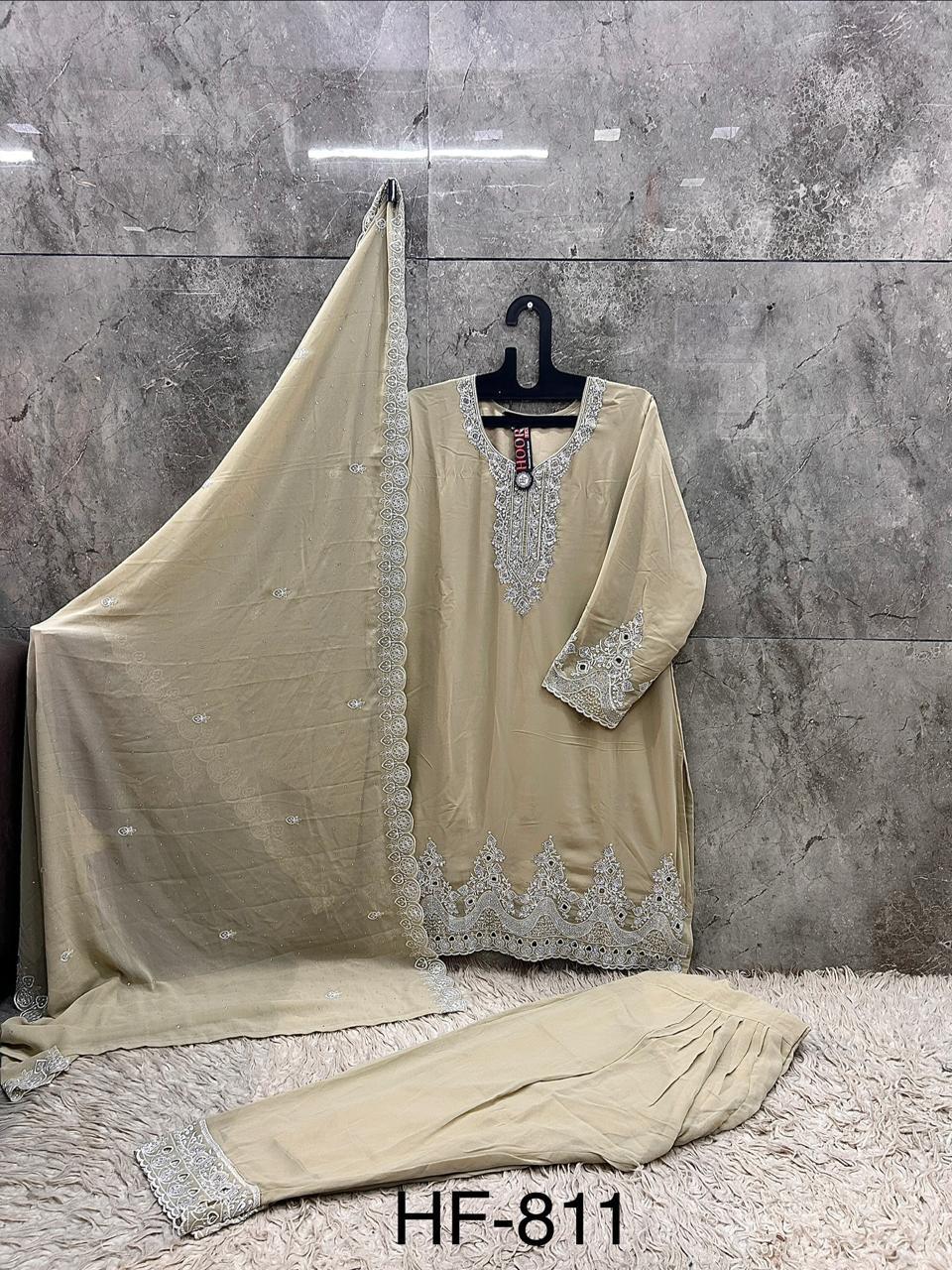 Hoor Tex 811 A To D Fox Georgette Emrboidered Salwar Kameez Collection