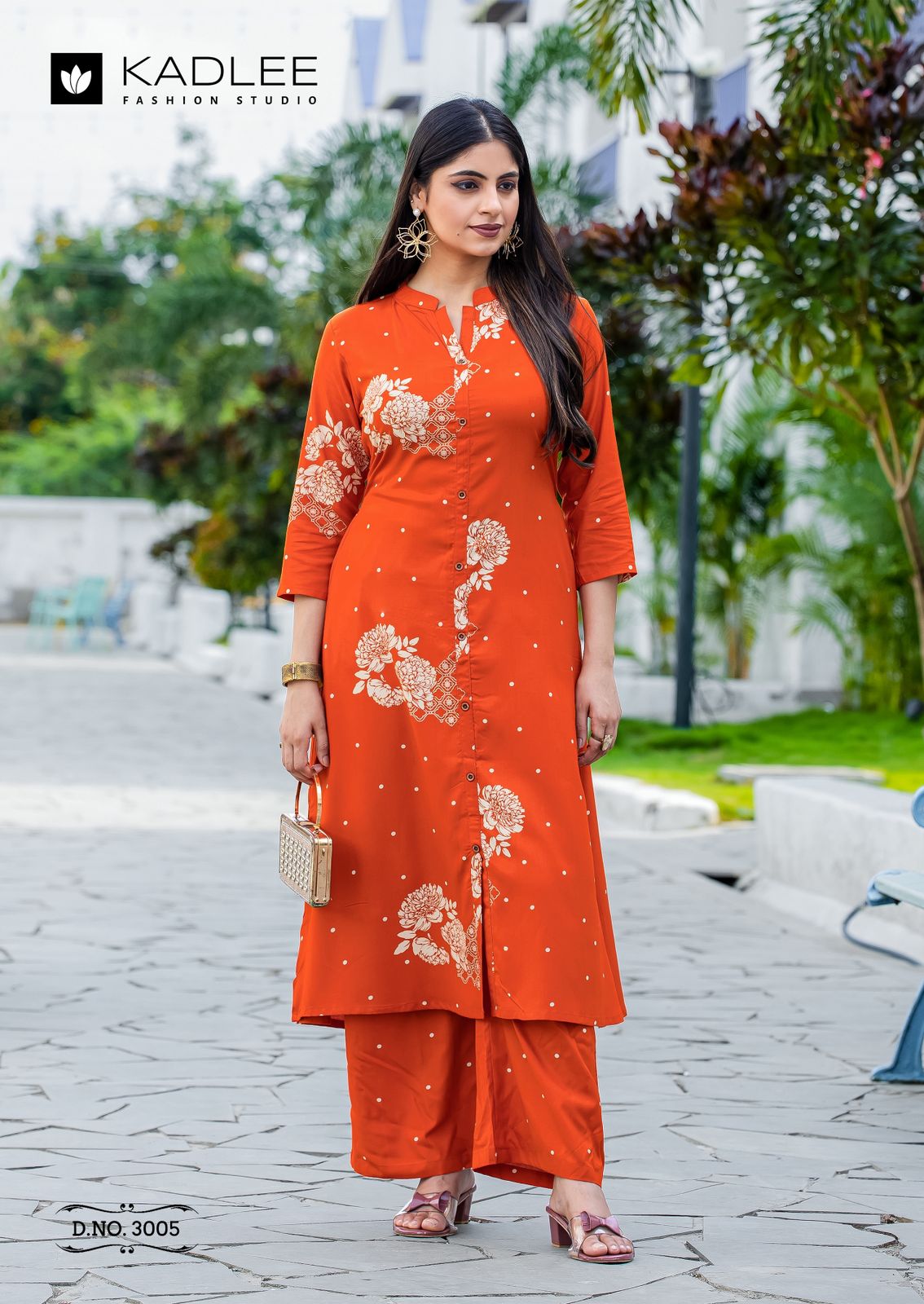 Kadlee Karnaee Rayon Printed Kurti With Bottom
