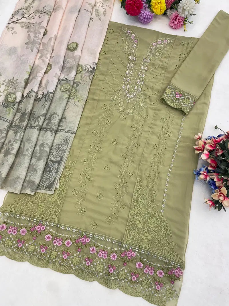 Mah E Rooh 5225 Faux Georgette Embroidered Salwar Kameez