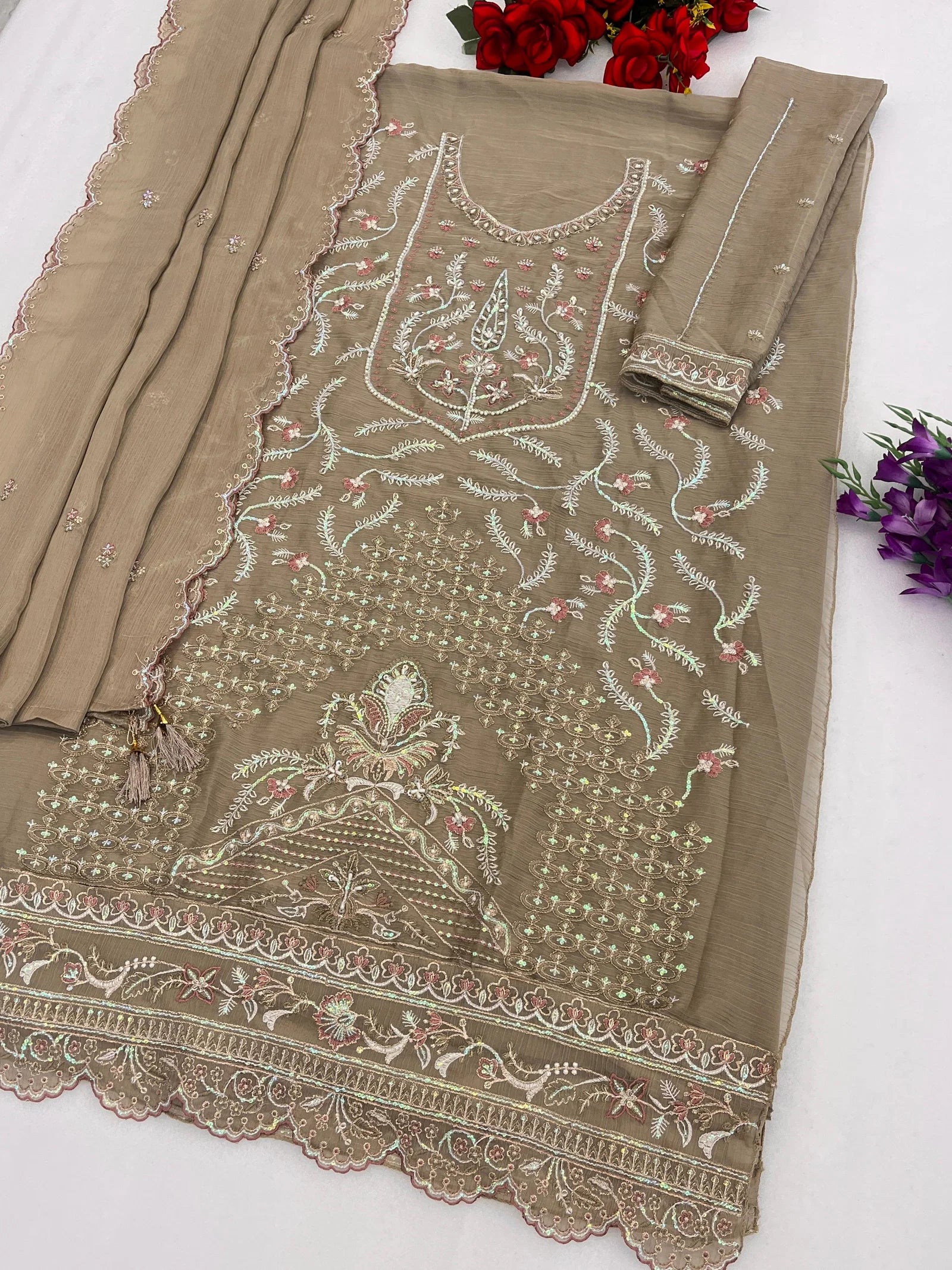 Mah E Rooh 5247 A To D Chiffon Embroidered Salwar Kameez