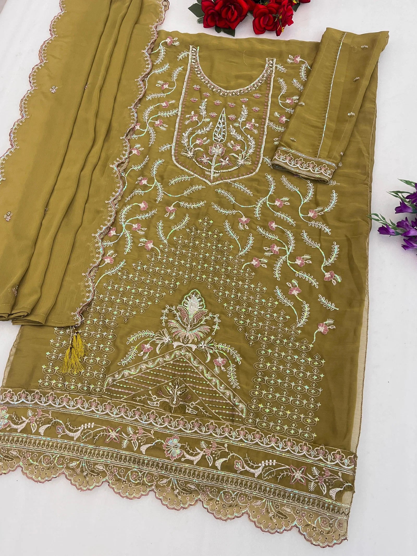Mah E Rooh 5247 A To D Chiffon Embroidered Salwar Kameez
