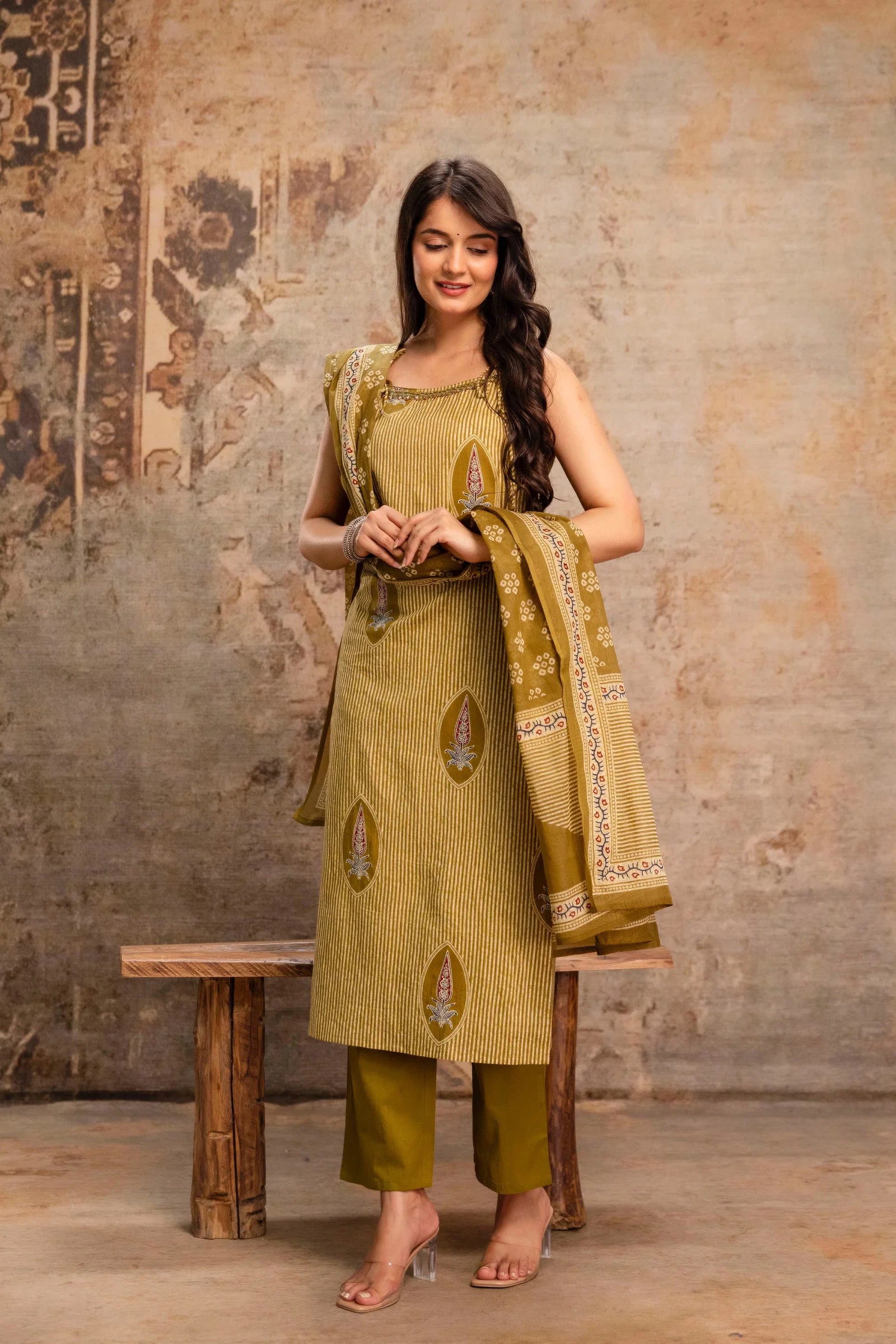 Naisha K 992 Cotton Speghatti Tussels Kurti With Bottom Dupatta