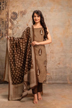 Naisha K 992 Cotton Speghatti Tussels Kurti With Bottom Dupatta