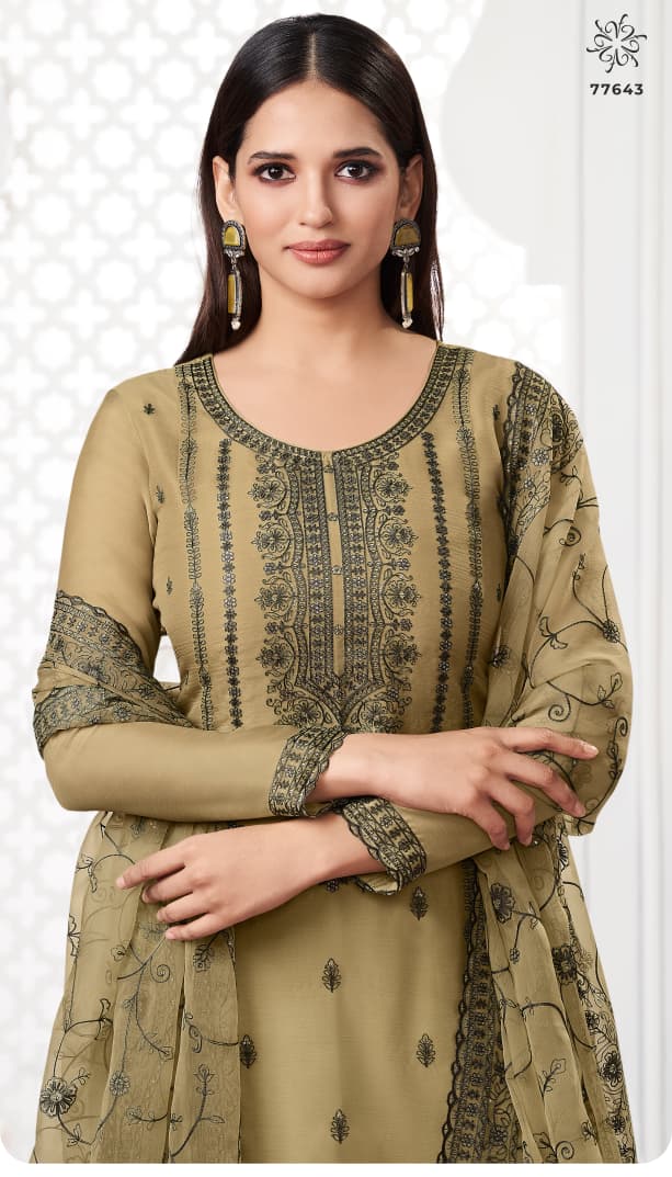 Vinay Kuleesh Saahi Organza With Thread Embroidery Work Salwar Kameez