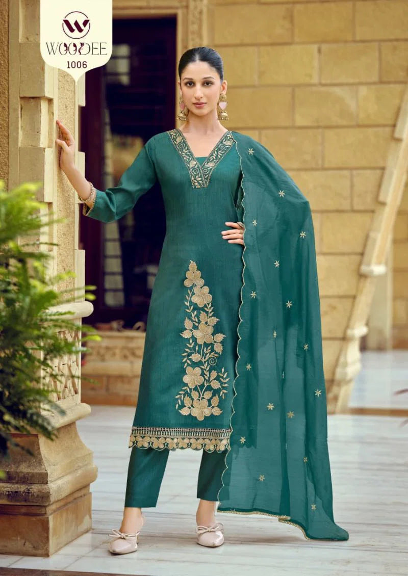Woodee Aavani Viscose Weaing Kurti With Bottom Dupatta