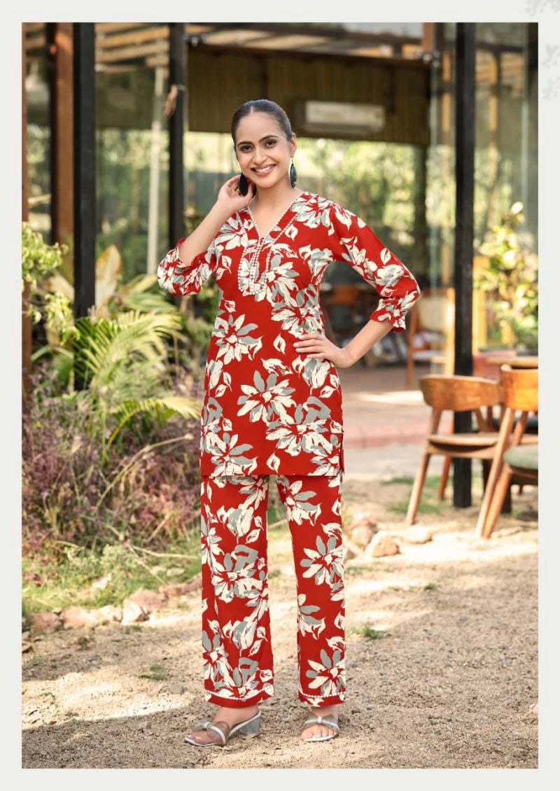 Woodee Pihu Rayon Printed Kurti With Bottom Collection