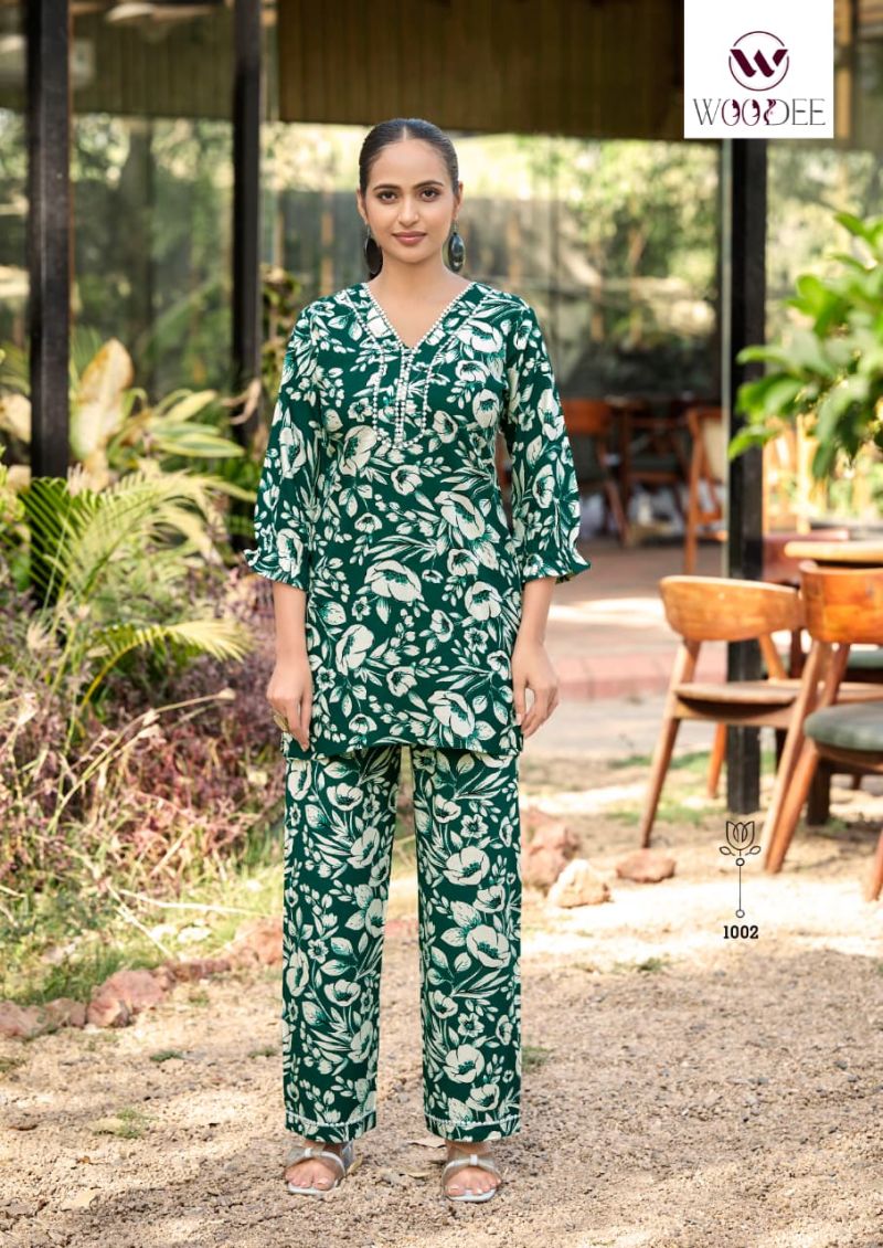 Woodee Pihu Rayon Printed Kurti With Bottom Collection