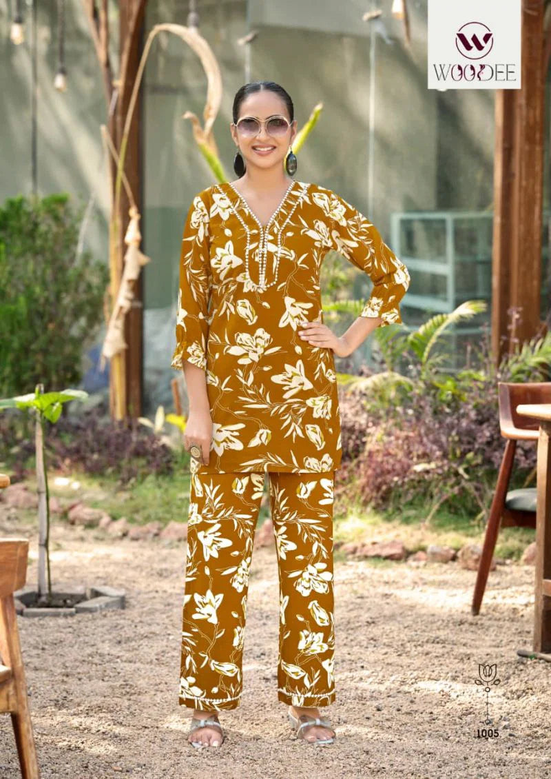 Woodee Pihu Rayon Printed Kurti With Bottom Collection